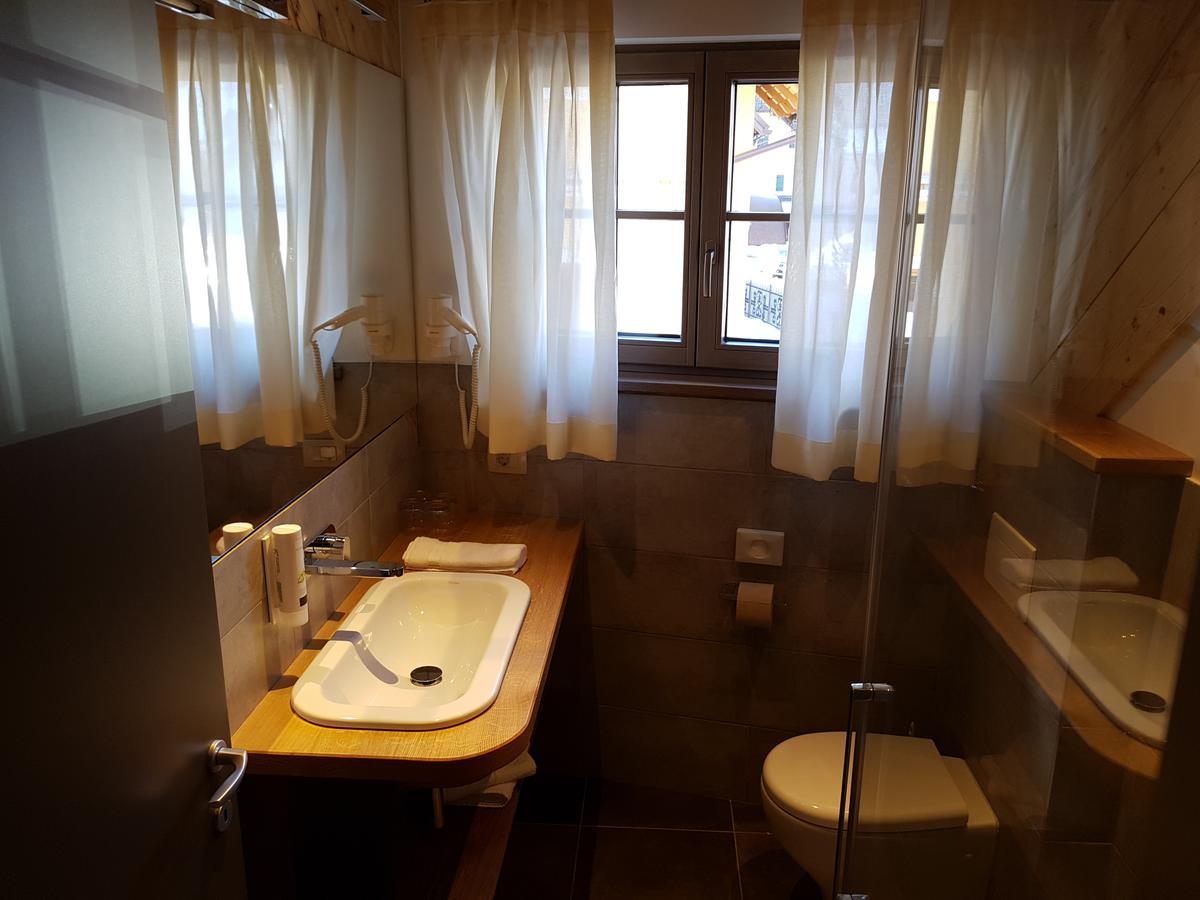 קרנייסקה גורה Hotel Vandot מראה חיצוני תמונה